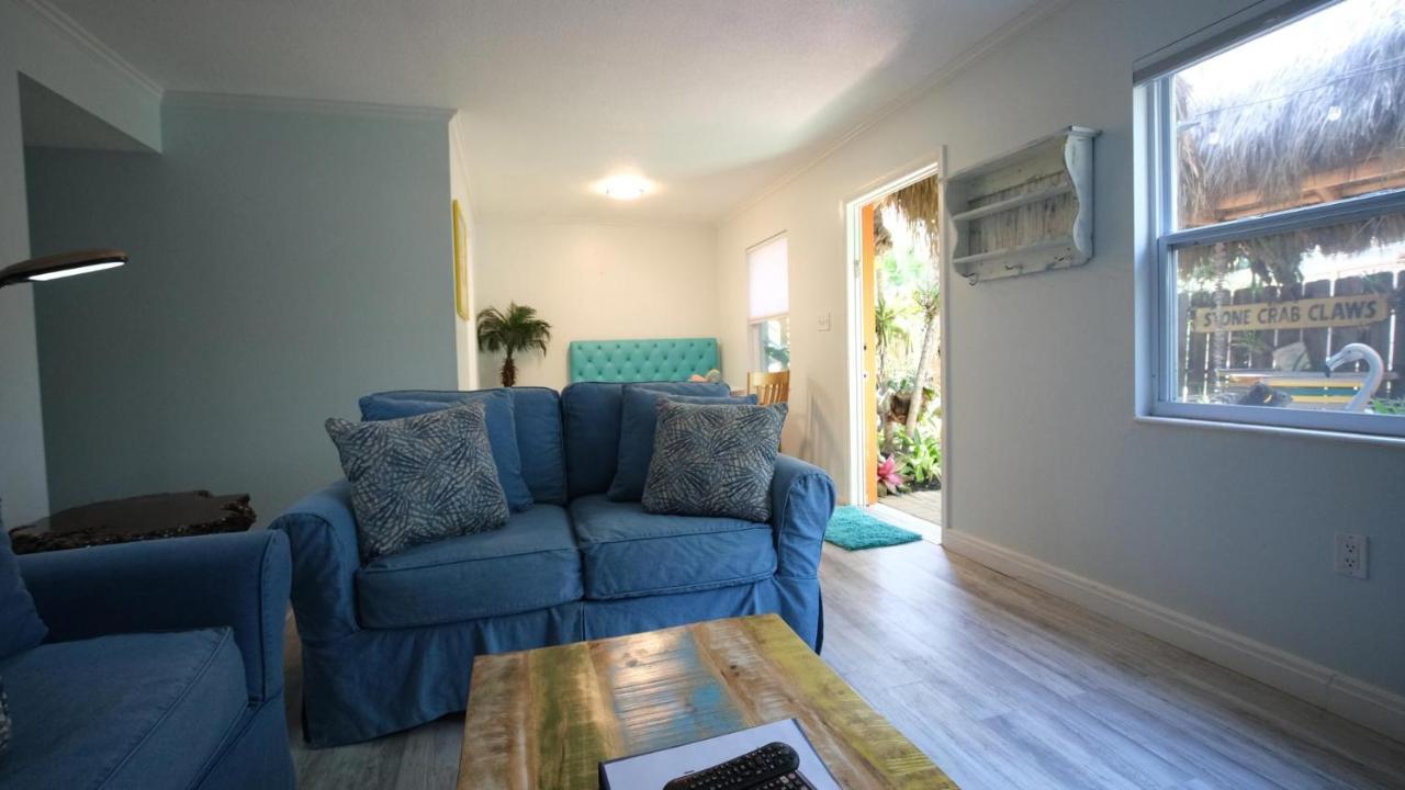 Beachpoint Cottages Сиеста Кий Екстериор снимка